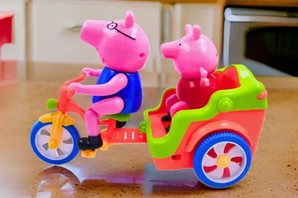 Peppa Pig Rickshaw, Kids toys, Toys for kidss